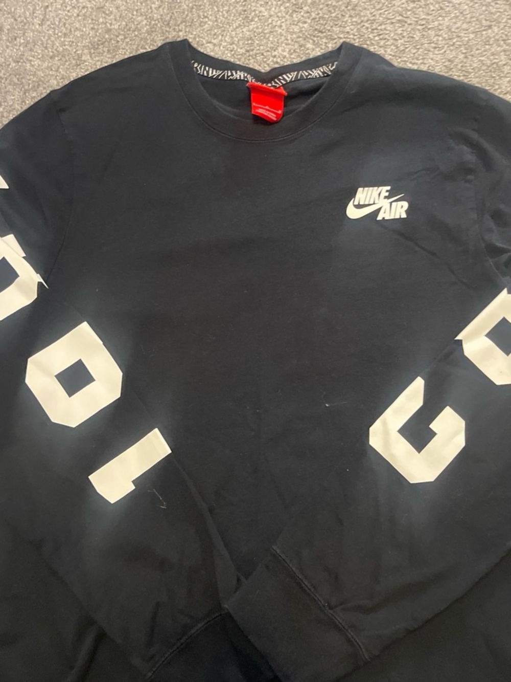 Nike Black Crewneck Sweatshirt with White Sleeve Graphics